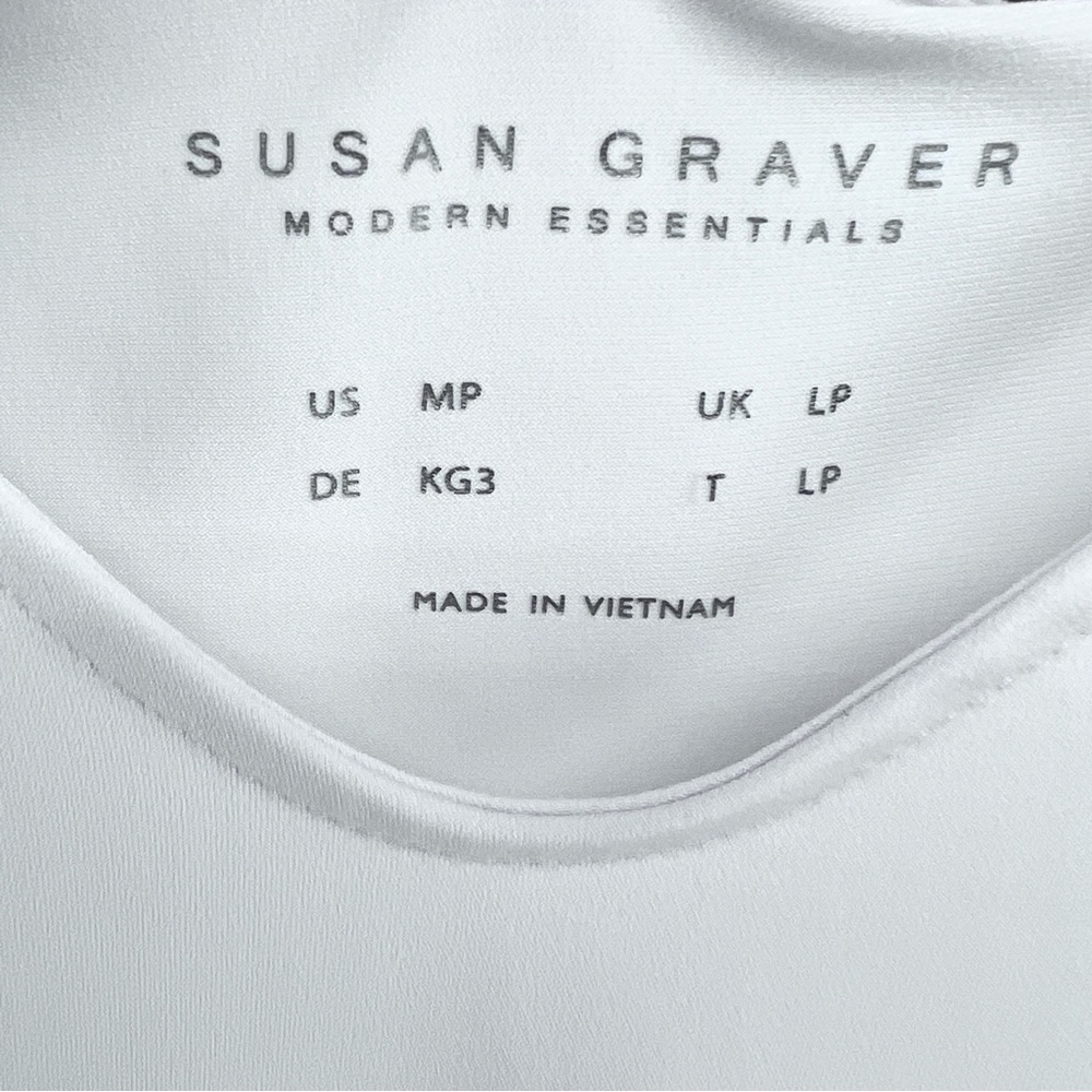 Susan Graver Modern Essentials Liquid Knit Top Sz MP White V Neck Short Sleeve - Picture 12 of 14